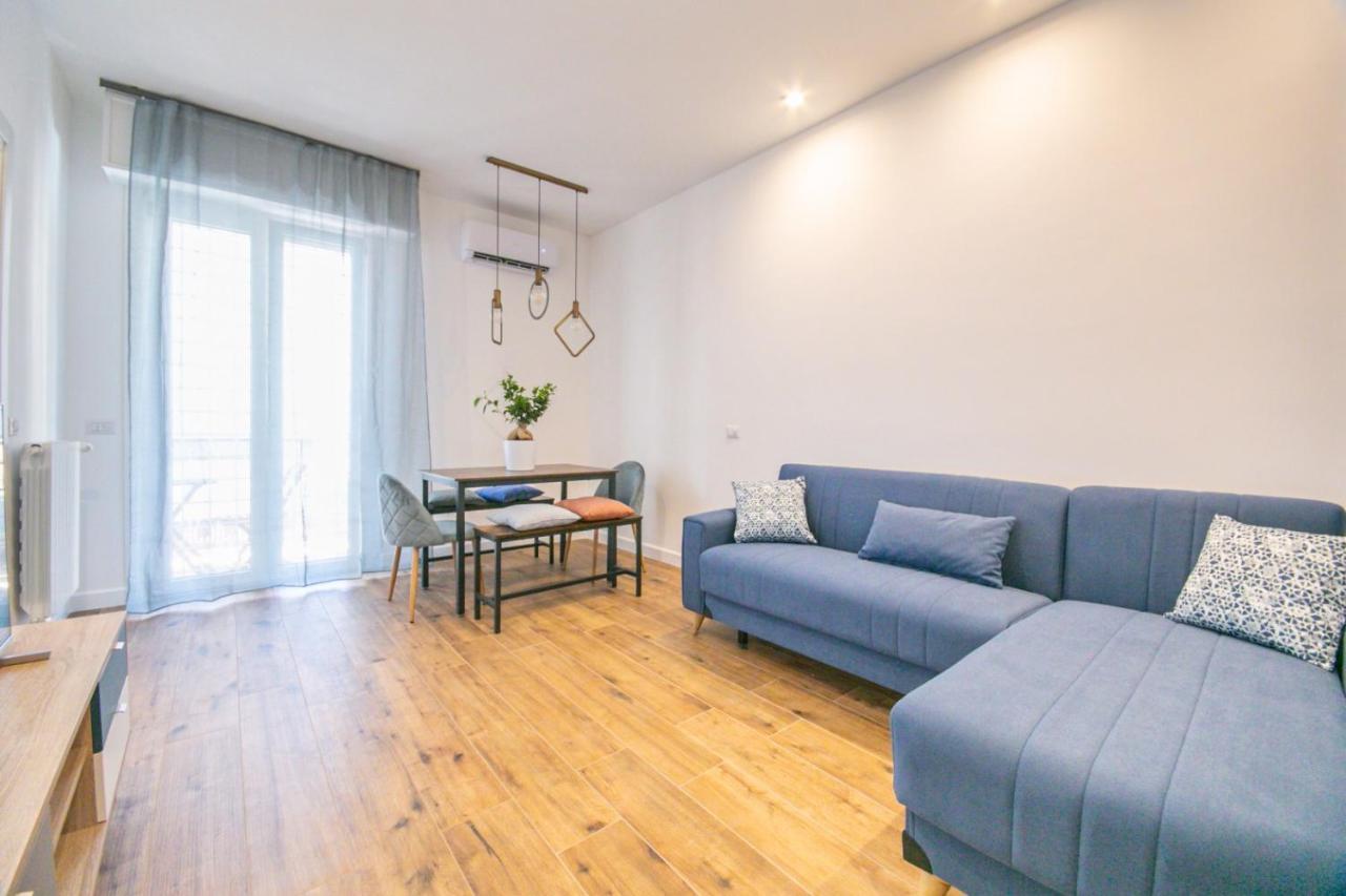 Vacanze Romane Apartment Exteriör bild